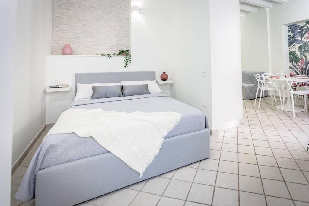 Sm Maison Marina